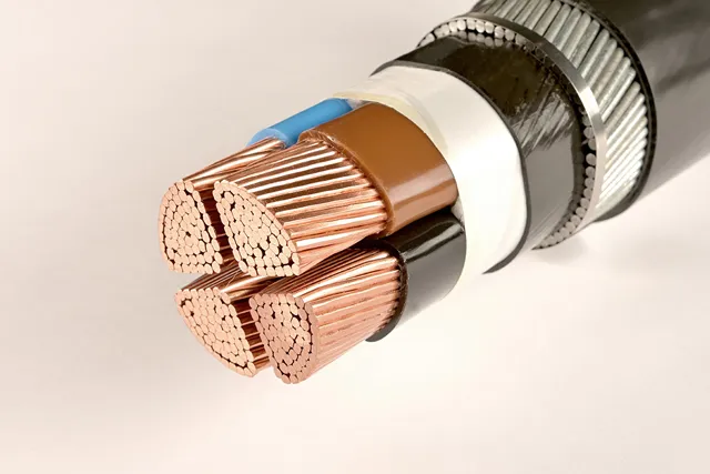  Armoured cable